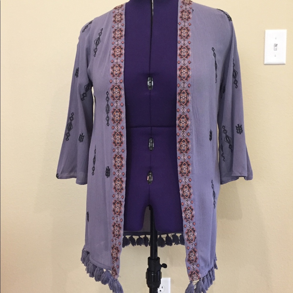 Xhilaration Kimono